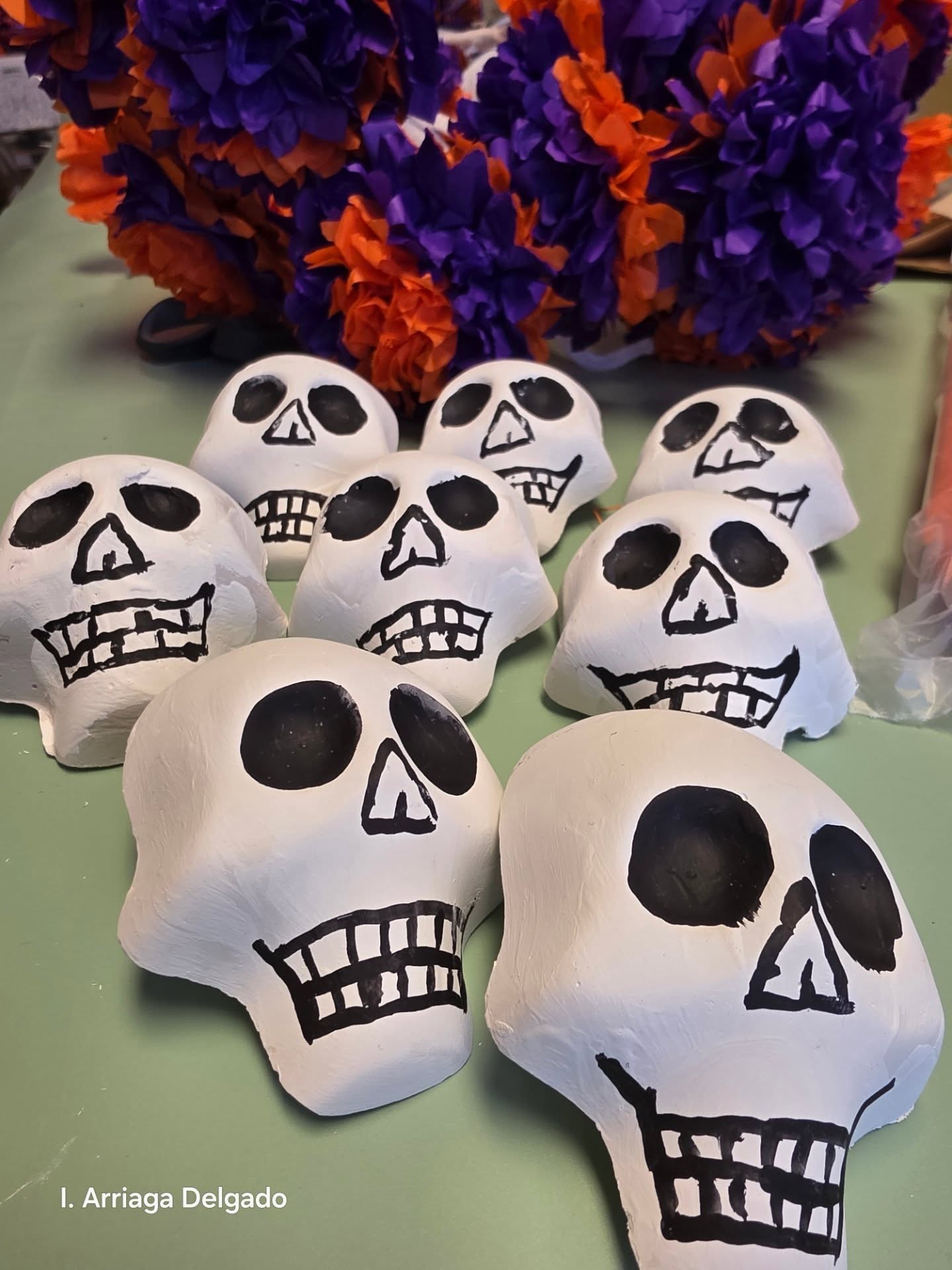 Don't forget to register to get a free Dia de Muertos Kit in Anchorage 
No se les olvide apartar su estuche gratis fe Dia de Muertos 
día de Muertos Kit/Estuche - Radio Latina on KONR-LP Anchorage 106.1 FM https://share.google/iFx0N5zEnY63lkDRE