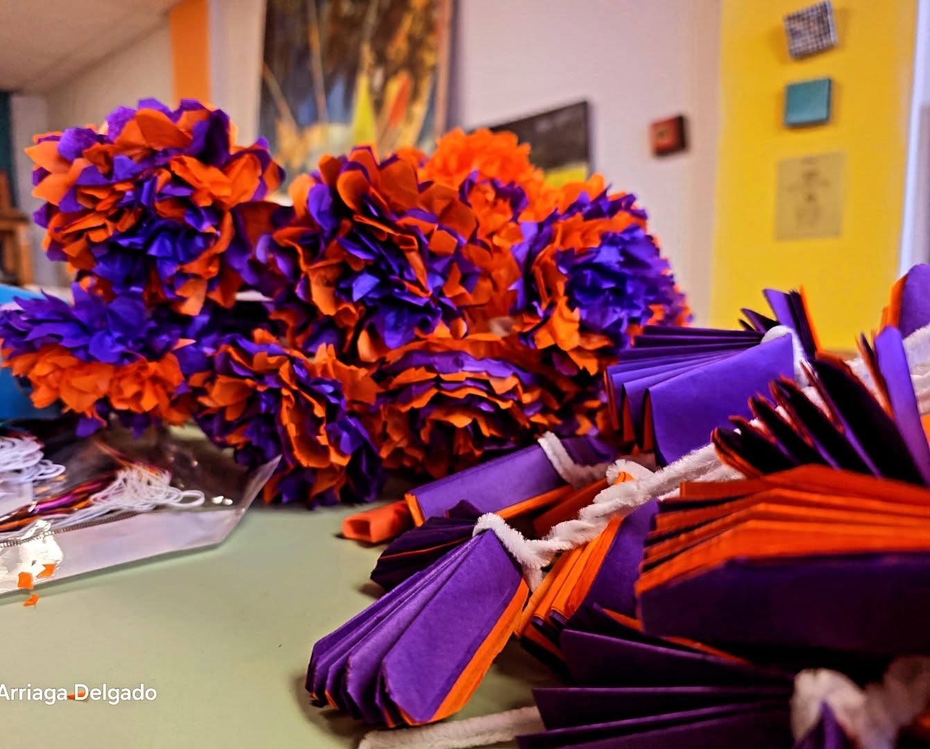 Would you like to help make flowers? Today and tomorrow from 5:30 to 8:00 in Spenard. DM me for details.